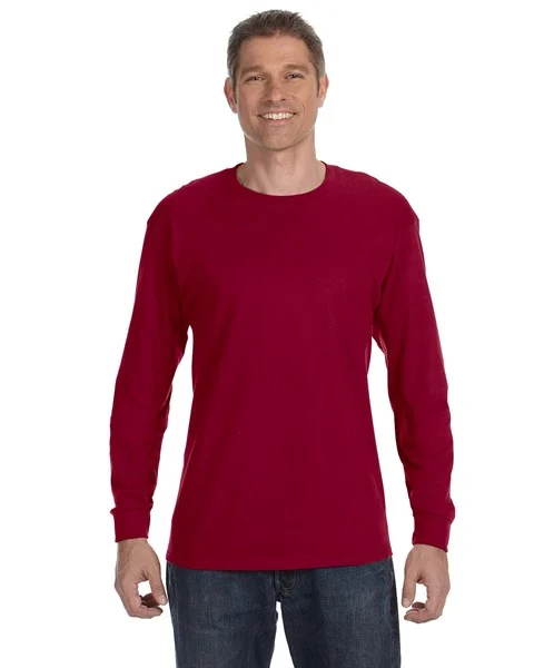Custom Logo Gildan 5400 Heavy Cotton Long Sleeve T-Shirt in Red, sleeve detail for high-visibility workwear